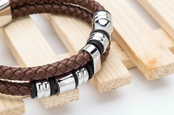 Predator Q1 Tempestleaf Men's Bracelet Brown 21.5cm.