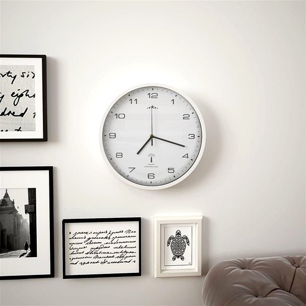 Wall Clock Radio Controlled Wall Clock with Quartz Movement 31 cm White Lifestyle