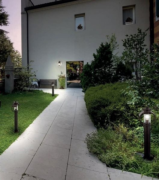 Garden Lighting Redo 9573 - OUTDOOR LAMP COMPASS 1xE27/42W/230V IP33 Lifestyle