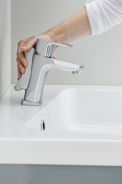 Tap RAVAK TD 013.00 Washbasin Freestanding Tap with Drain Lifestyle