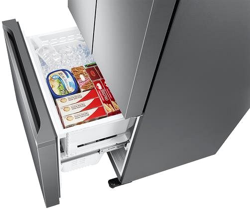 American Refrigerator SAMSUNG RF50A5002S9/EO Lifestyle