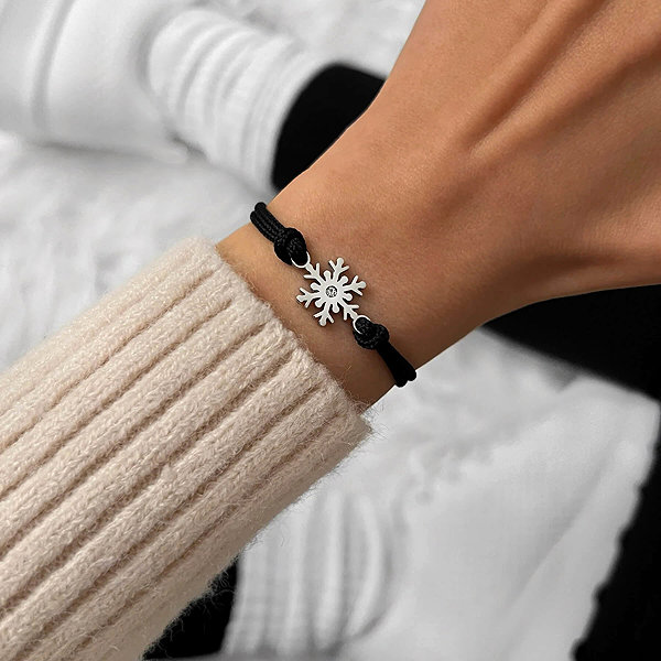 Sailbrace Frost Snowflake Bracelet.