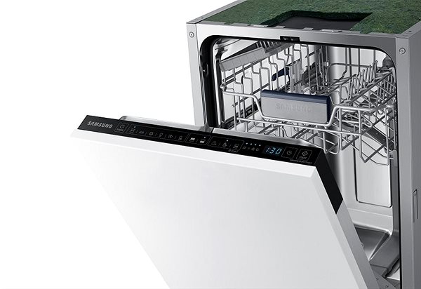 Narrow Built-in Dishwasher SAMSUNG DW50R4060BB/EO Lifestyle