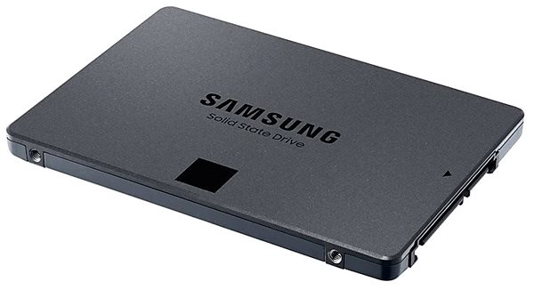 SSD-Festplatte Samsung 870 QVO 1TB Seitlicher Anblick