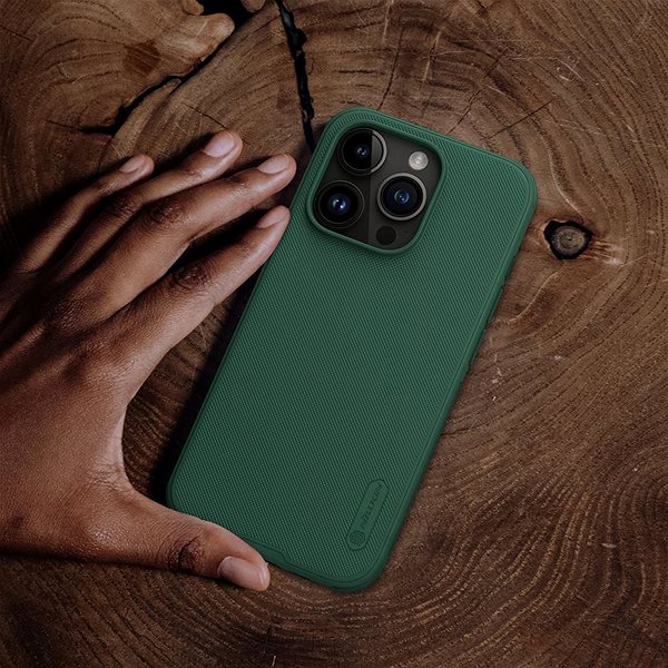 Kryt na mobil Nillkin Super Frosted PRO Zadný Kryt pre Apple iPhone 15 Pro Deep Green (Without Logo Cutout) ...