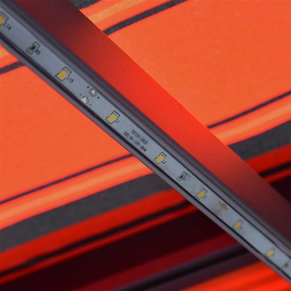 Markíza Zaťahovacia markíza senzor vetra a LED 600 × 300 cm oranžovo-hnedá Vlastnosti/technológia