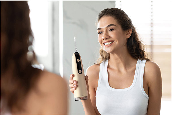 SENCOR SOI 1311GD Electric Water Flosser.