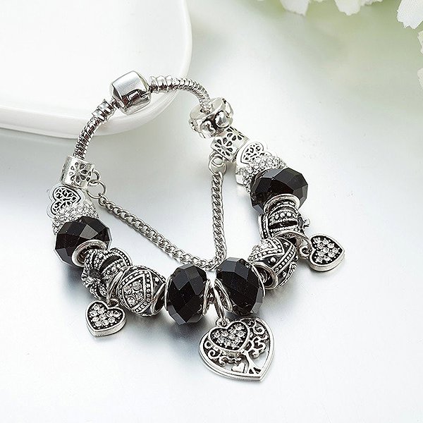 Silver Star Greenstone Ladies' Heart Bracelet, Black 20cm.