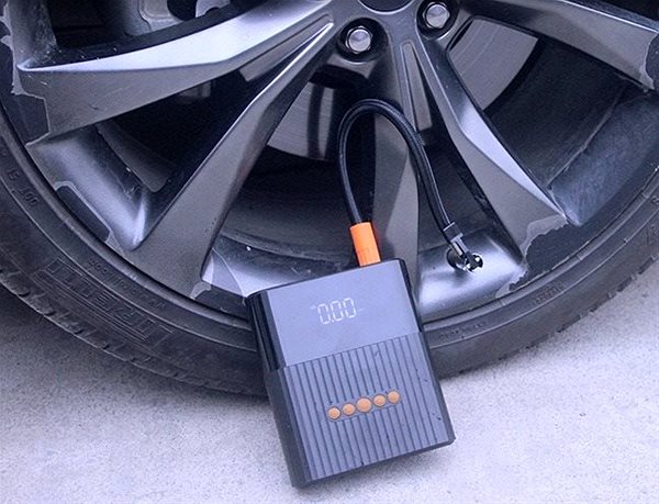 Power Bank 4smarts Jump Starter Power Bank PitStop 8800mAh with Compressor and Torch Black Lifestyle