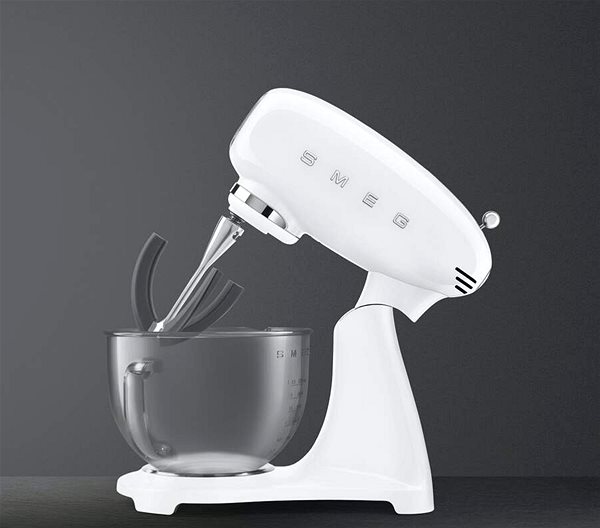 Kuchynský robot SMEG 50's Retro Style 4,8 l biely, so sklenenou miskou ...