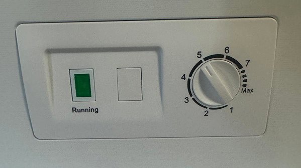Snaige FH38ISM-T1000EH chest freezer.