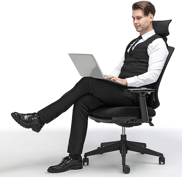 Office Chair Songmics Loris with extendable footrest, black ...