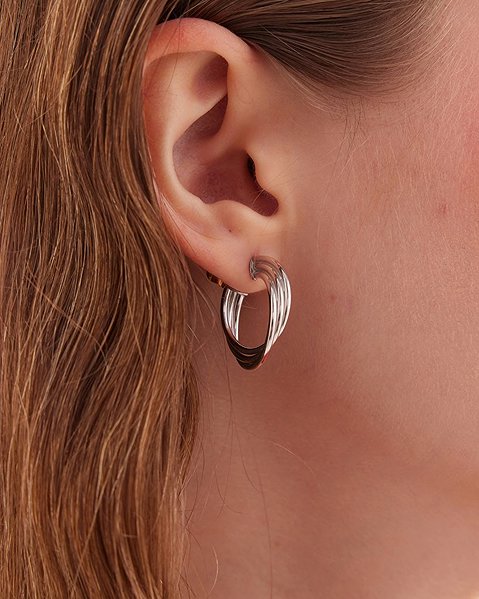 VICTORIA CRUZ Nivola silver earrings (Ag925/1000, 3.15g).
