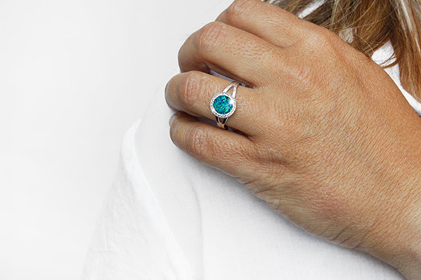 JSB Bijoux Opal with Swarovski Crystals Pas 92300025pas (Ag925/1000, 2.3g) ring.