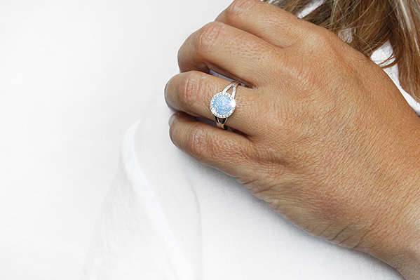 JSB Bijoux Opal with Swarovski Crystal Stones Light Blue 92700025l-bl (Ag925/1000, 2.3g) ring.
