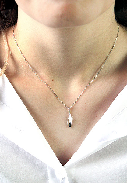 JSB Bijoux Elongated Irregular Drop Necklace 92300587r (Ag925/1000, 2.17g).