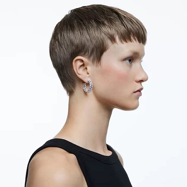 Swarovski Matrix 5612673 earrings.