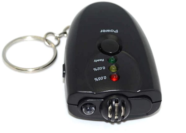 Mini alkohol tester s LED indikátormi na kľúče
