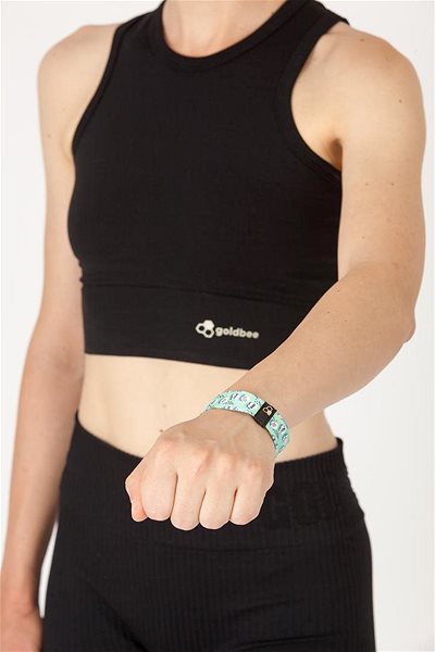 Fitness Tracker GoldBee Bracelet Bubbles Lifestyle