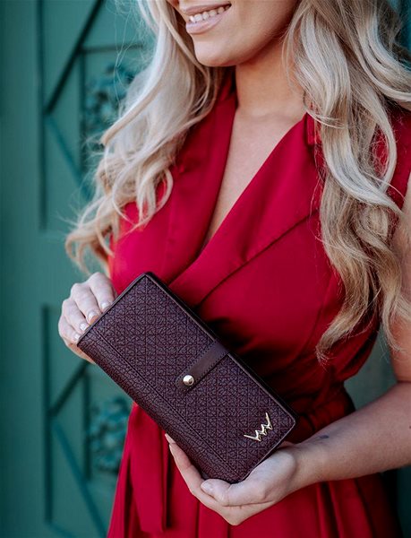 VUCH Enie Purple Purse.