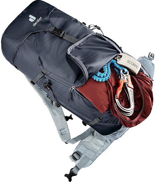 Hiking backpack Deuter Trail 30 blue .