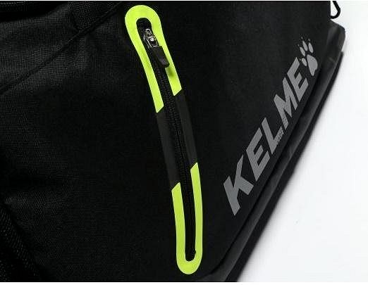 Športová taška Kelme Lince čierna Vlastnosti/technológia
