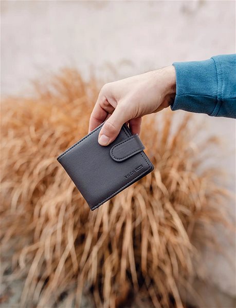 VUCH Aris Grey Wallet.