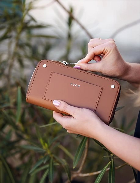 VUCH Tilda Brown Wallet.