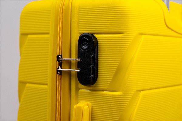 Cestovný kufor ROWEX Dash Stredný univerzálny kufor 66 l žltý ...