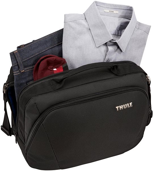 Laptoptasche Thule Crossover 2 Boarding Bag C2BB115 schwarz Lifestyle