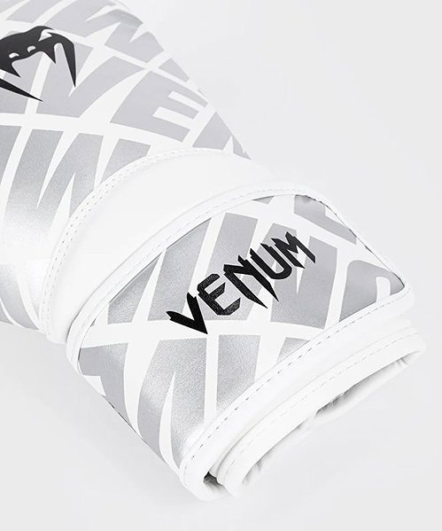 Boxing gloves Venum Boxing gloves Contender 1.5 XT - white / silver - 16 Oz .