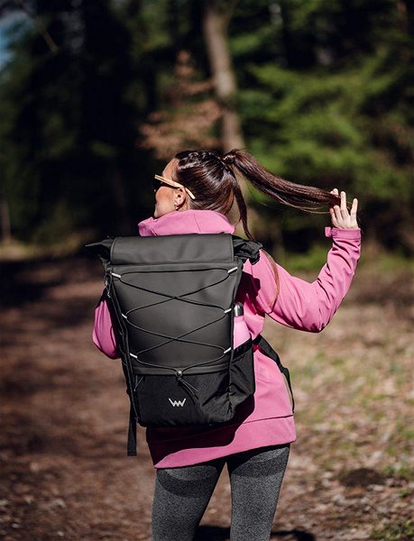 VUCH Elion Black Hiking Backpack.
