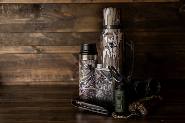STANLEY Classic series flask 230 ml Country DNA Mossy Oak camouflage .