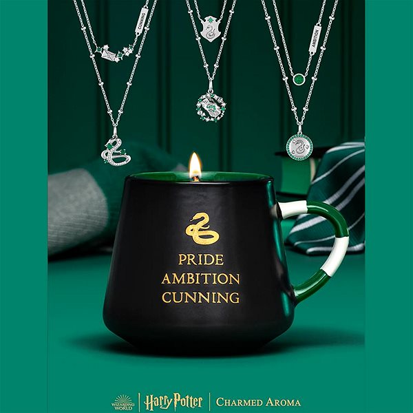 Sviečka Charmed Aroma Harry Potter Slytherin – Slizolin 326 g + náhrdelník 1 ks ...