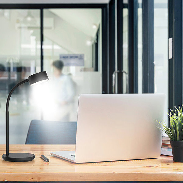 Solight 4.5W, 300lm, 3CCT desk lamp, black, with base.