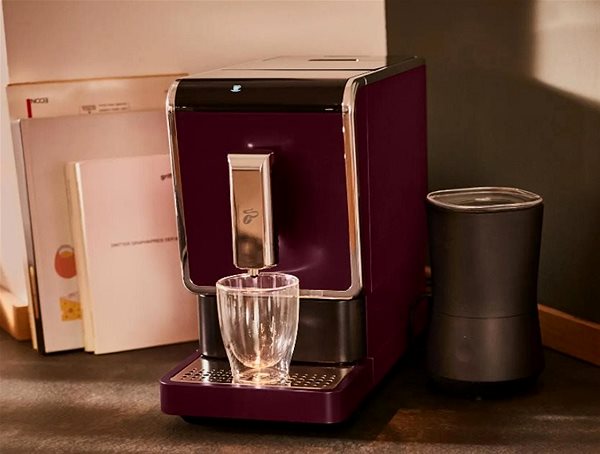 Automatic Coffee Machine Tchibo Esperto Caffé 1.1 Dark Red Limited Edition Lifestyle
