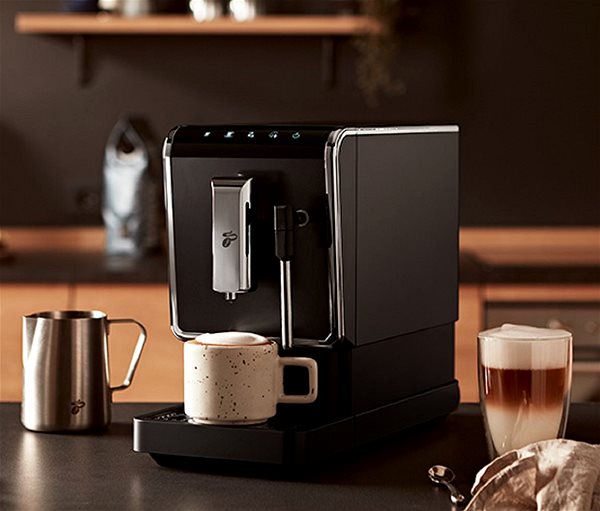 Automatic Coffee Machine Tchibo Esperto Latte Lifestyle