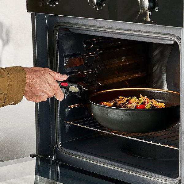 Wok Pan Tefal Wok Pan 26cm INGENIO Excellence Fusion P00577 Lifestyle