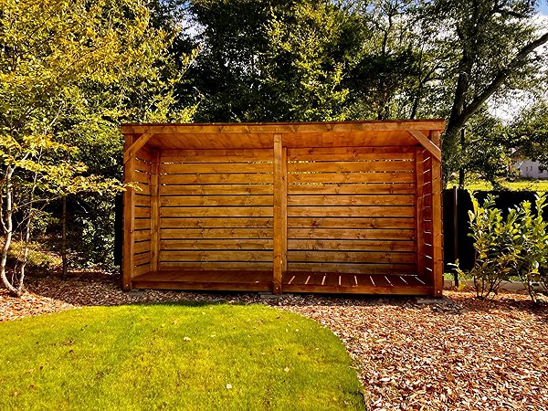 TopKing wooden box, 4 × 1 × 1.8 m.