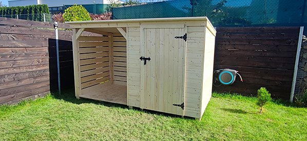 TopKing wooden house with shed, 3.6 × 1.2 × 1.85 m.