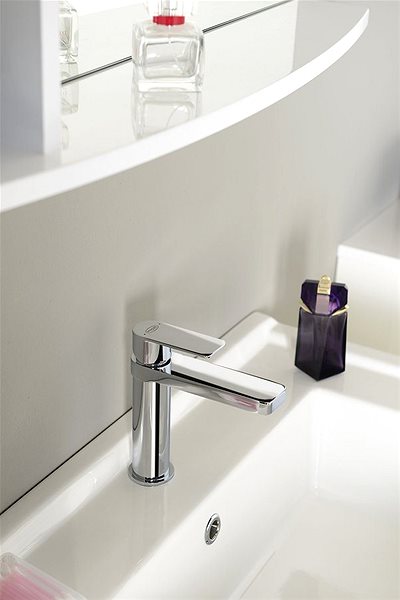 Tap AQUALINE Washbasin Mixer Stand Lifestyle