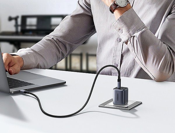 Data Cable UGREEN USB4 Gen 3 240W Max Space Gray 1m ...