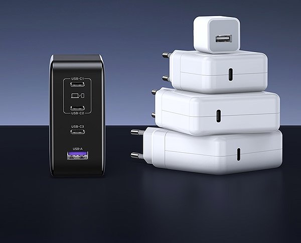 Wall Charger UGREEN USB-A+3*USB-C 200W 4-Port GaN Fast Charger ...