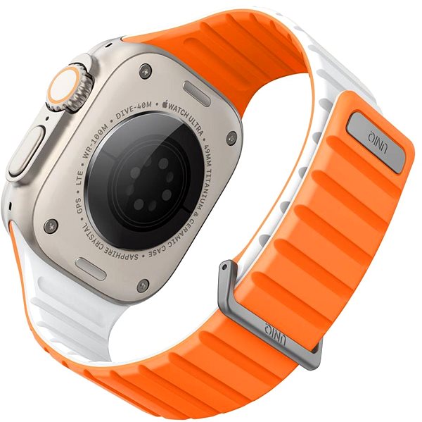 Uniq Revix Evo Reversible Magnetic strap for Apple Watch 49/45/44/42mm Amber.
