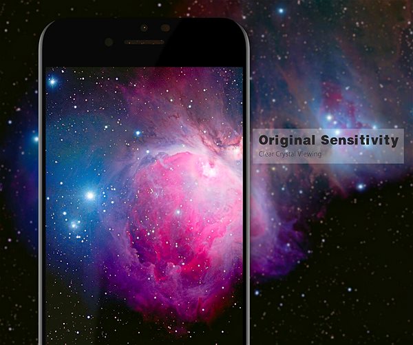 Üvegfólia Vmax 3D Full Cover&Glue Tempered Glass az Apple iPhone SE 2020 készülékhez Lifestyle