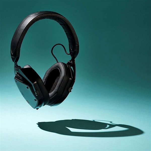 Wireless headphones V-Moda M-200 ANC .
