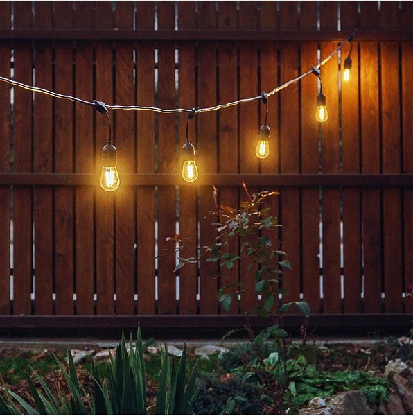 Lichterkette VELAMP LED Solar-Lichterkette PS070S Lifestyle