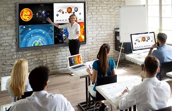 Large-Format Display 75 “Optoma 3751RK Lifestyle
