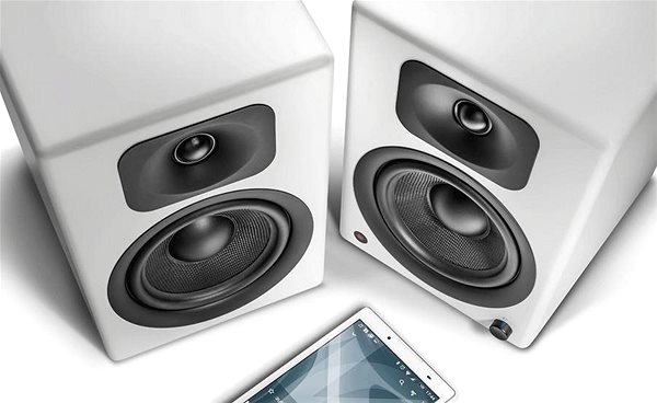 Speakers Wavemaster TWO PRO Soft White Lifestyle