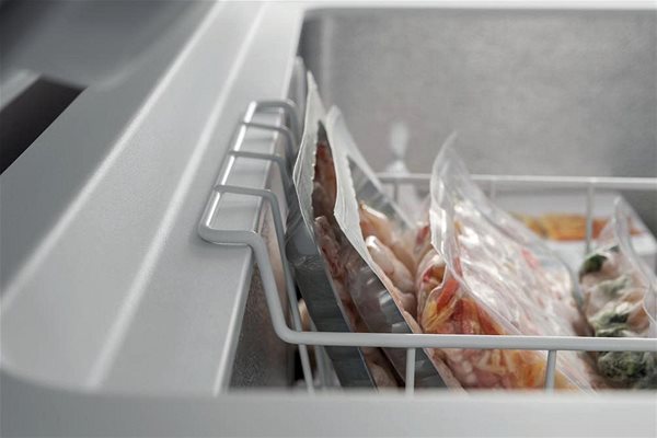 Chest freezer WHIRLPOOL WHE22333 4 ...
